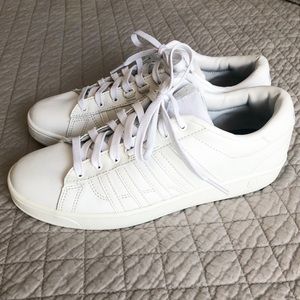 K-Swiss Women’s Hoke CMF Sneaker